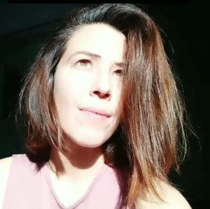 Meet your Posher, Constadina